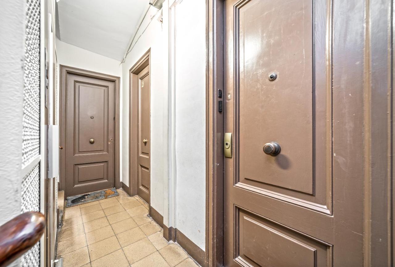 Granvia732 Apartment Барселона Екстериор снимка