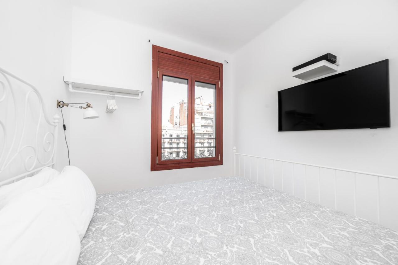 Granvia732 Apartment Барселона Екстериор снимка