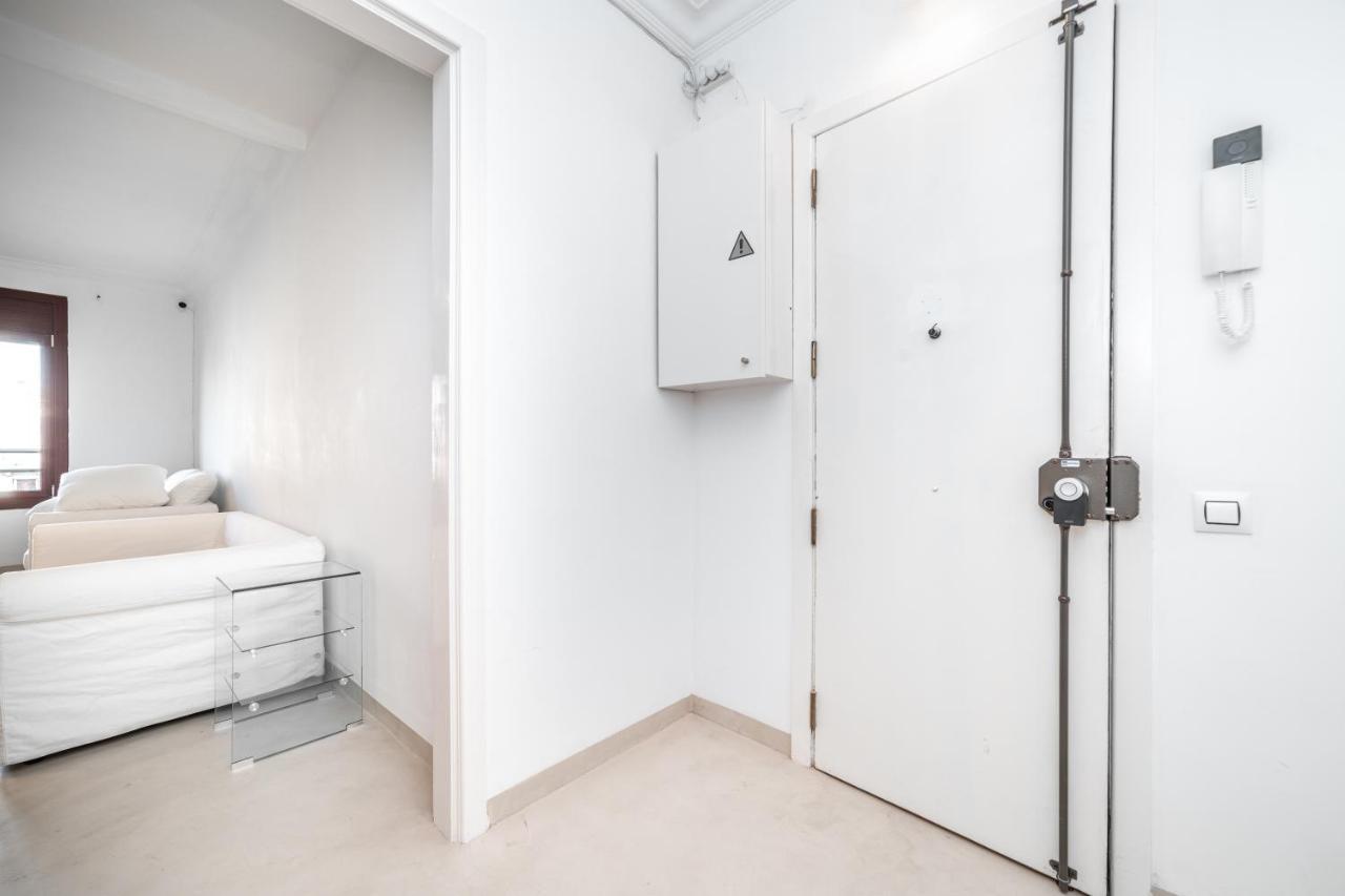 Granvia732 Apartment Барселона Екстериор снимка