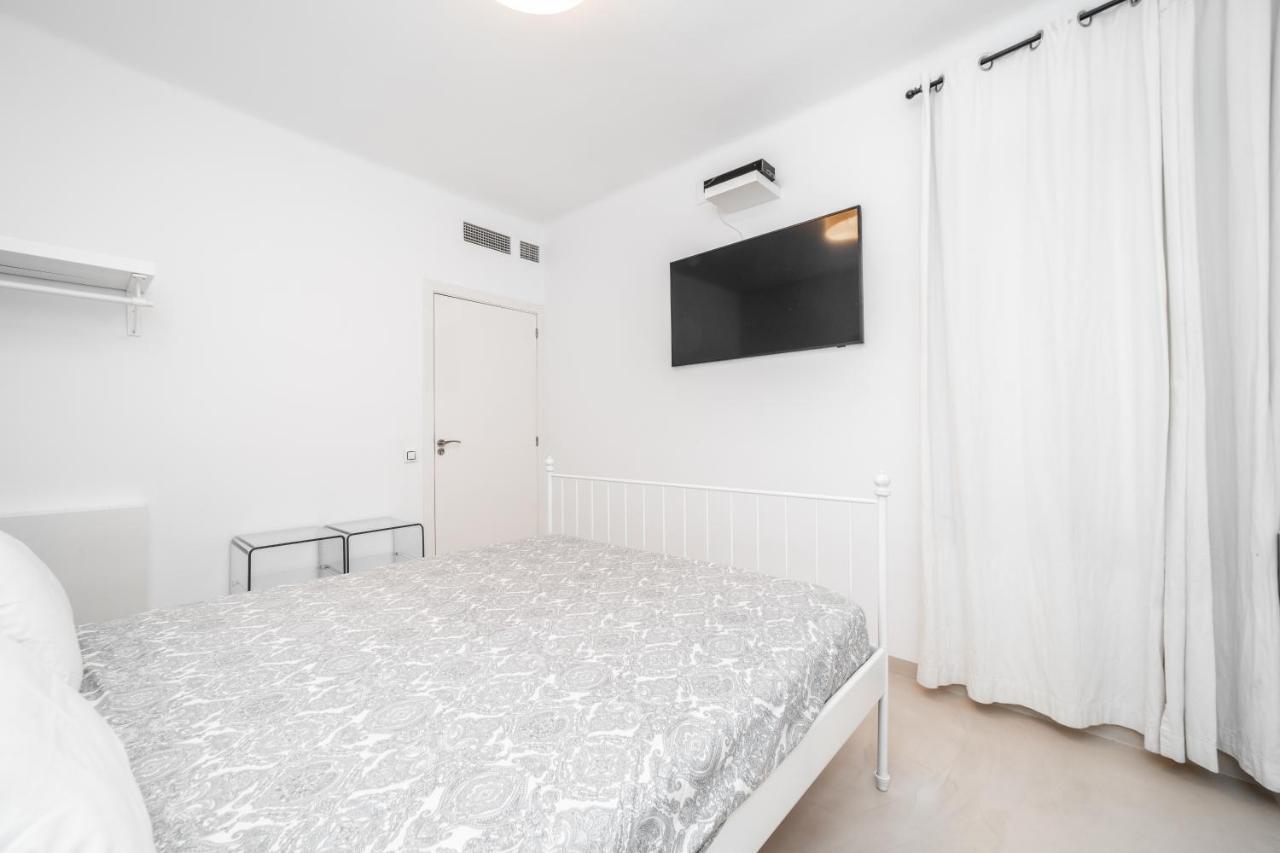 Granvia732 Apartment Барселона Екстериор снимка